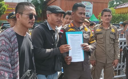 GMRB Demo Kantor Walikota, Desak Kadis DLHK Kota Pekanbaru Dicopot