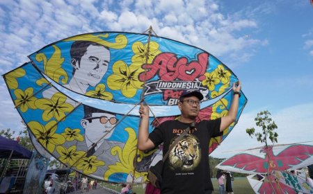 Dinas Kebudayaan Riau Gelar Festival Layang Meriahkan Hut Riau