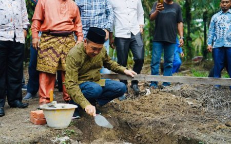 Gubri Syamsuar Letak Batu Pertama Pembangunan Ponpes Alkawakib