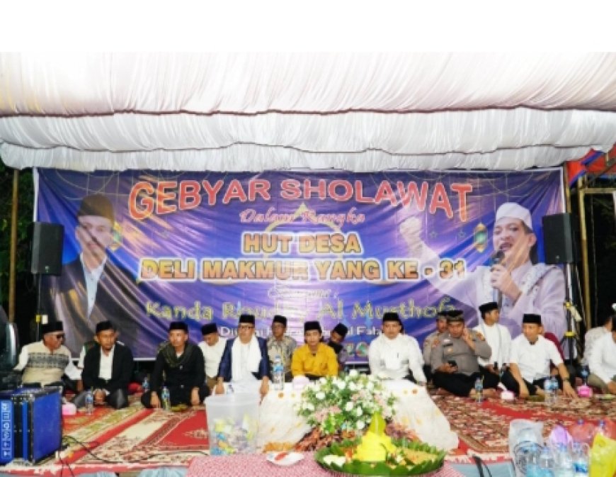 Pj Bupati Kampar Gelar Sholawat Bersama Peringati HUT Desa Deli Makmur