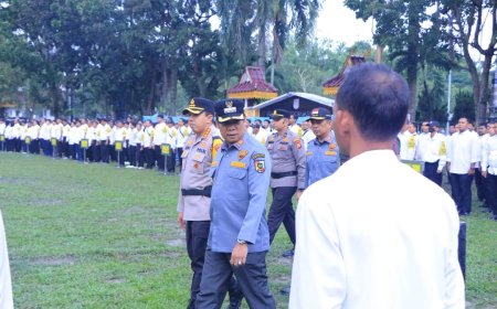 Pj Wako Pekanbaru Pimpin Apel Satlinmas Persiapan Pemilu 2024