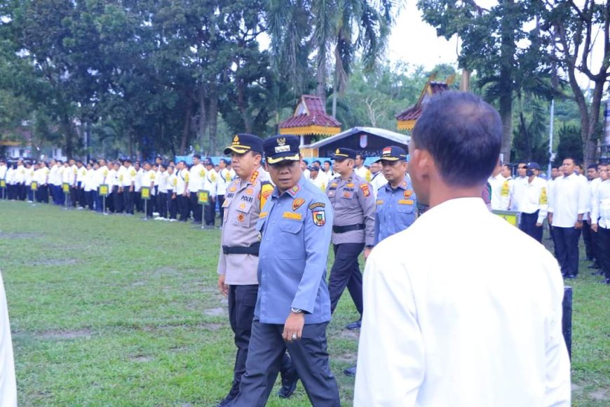 Pj Wako Pekanbaru Pimpin Apel Satlinmas Persiapan Pemilu 2024