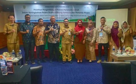 Dinas Pariwisata Riau Gelar Pelatihan Bagi Pengusaha Homestay Se-Riau