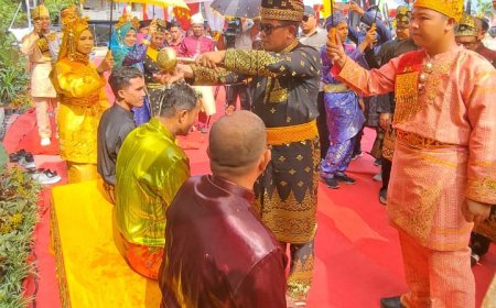 Bupati Pelalawan Resmikan Pembukaan Balimau Potang Mogang