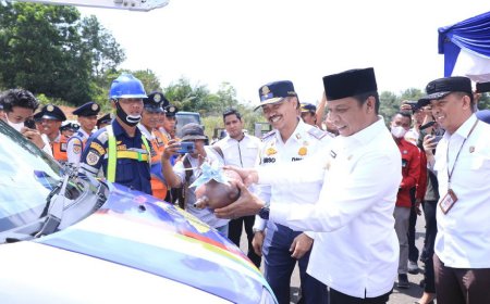 Pj Walikota Launching Mobil Layanan Cepat LPJU dan Bus TMP