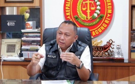 Dalami Dugaan Tipikor Impor Gula PT SMI, Kejagung Periksa Tiga PNS Bea Cukai Pekanbaru