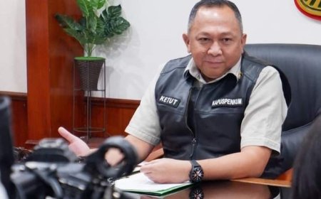 Jampidsus Kejagung Periksa Kepala KPPBC Dumai Terkait Dugaan Korupsi Impor Gula