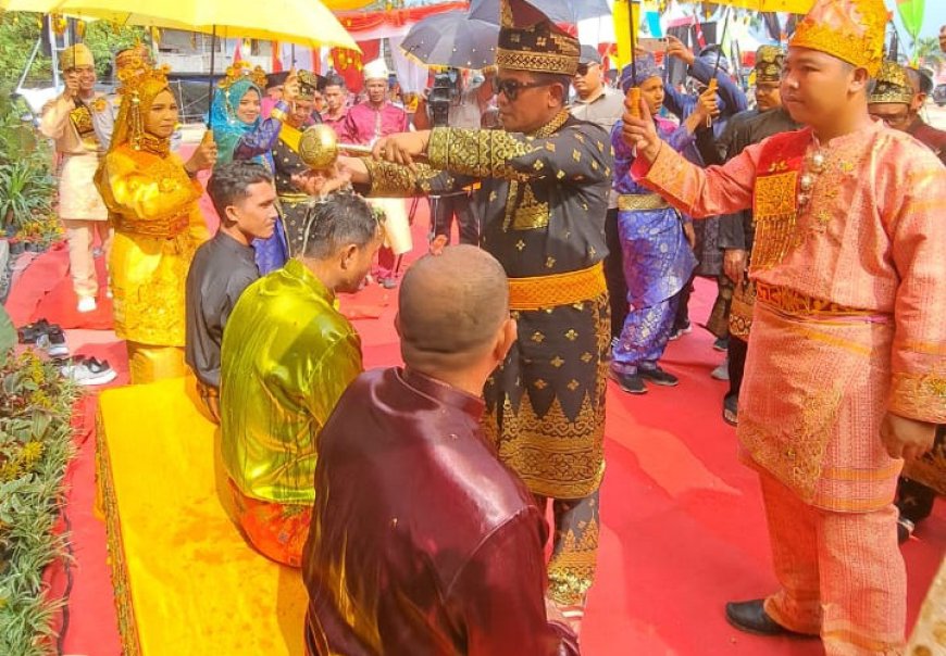 Bupati Pelalawan Resmikan Pembukaan Balimau Potang Mogang