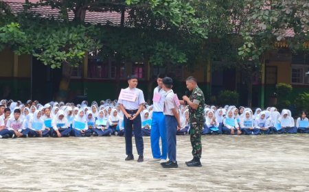 Dandrem 031/Wira Bima Berikan Motivasi Kepada Siswa/i SMAN 4 Pekanbaru