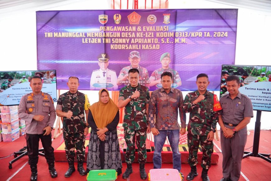 Pj Bupati Kampar Sambut Kedatangan Letjen TNI Sonny Aprianto beserta Tim Wasev TMMD Ke-121