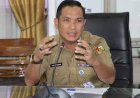 Kaban Bapenda Pekanbaru Tak Tahu Ada Pembangunan Tiang Reklame Dibahu Jalan Riau