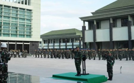 Kasrem 031/WB Pimpin Upacara Bendera 17-an Bulan Oktober 2024