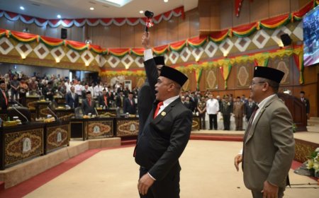 Pimpinan DPRD Riau Resmi Dilantik, Kaderismanto dari PDI-P Jadi Ketua