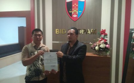 Pengacara Dr. Hasanal Mulkan dan Miftahul Huda Laporkan Oknum Polsek Tambang ke Polda Riau