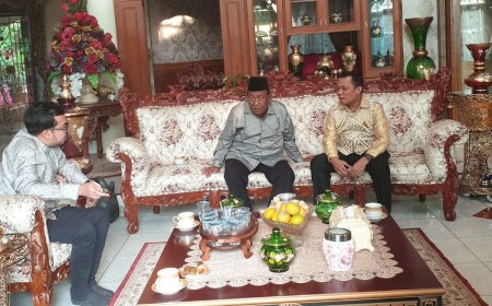 Wakil Ketua DPRD Ginda Burnama Halal Bihalal di Rumah Tokoh Riau Wan Thamrin