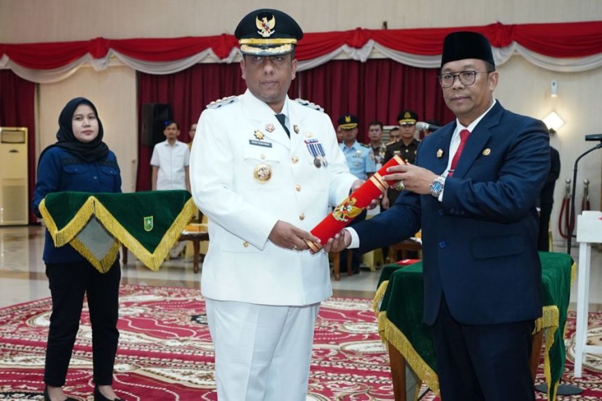 Pj Gubri Lantik Roni Rakhmat Sebagai Wako Pekanbaru Gantikan Risnandar