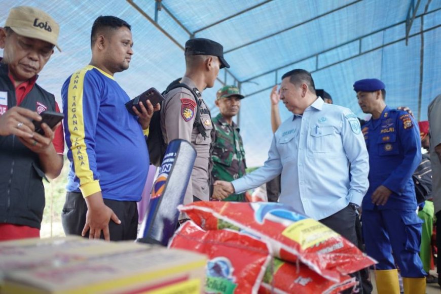 Pemprov Riau Salurkan Bantuan Banjir ke Gunung Sahilan Kampar