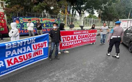 Diduga Janjikan Pertemuan dengan Komisi III DPR, Oknum Perwira Polisi Dikecam Mahasiswa