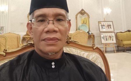LAMR Tepuk Tepung Tawar Kepala dan Wakil Kepala Daerah se-Riau