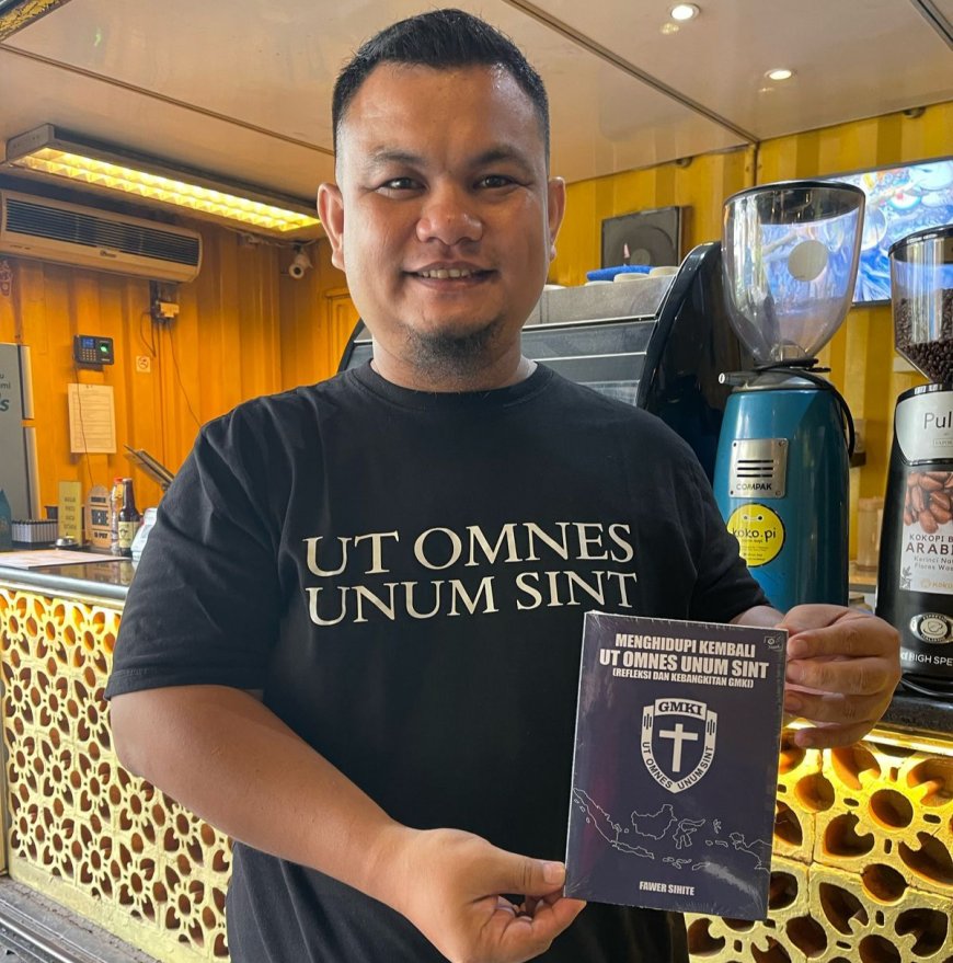 Fawer Sihite Luncurkan Buku “Menghidupi Kembali Ut Omnes Unum Sint”: Refleksi dan Kebangkitan GMKI