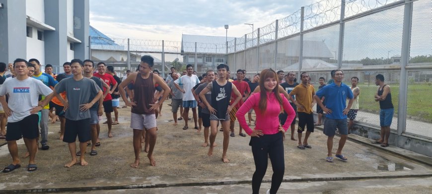 Lapas Narkotika Rumbai Gelar Senam Sehat Bersama WBP