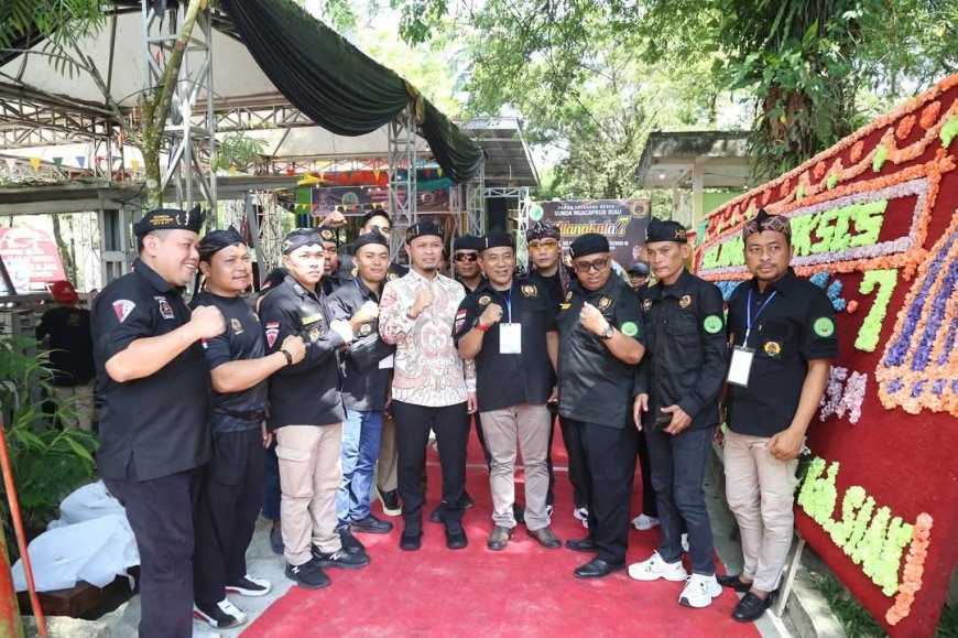 Walikota Pekanbaru Hadiri HUT Sunda Ngacapruk Riau ke-7 di Alam Mayang