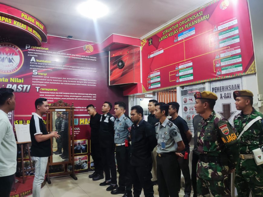 Lapas Pekanbaru Bersinergi Dengan TNI Gelar Razia Gabungan