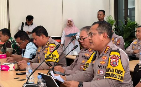 Waka Polda Riau Pimpin Apel Gelar Pasukan Pengamanan Festival Pacu Jalur 2025