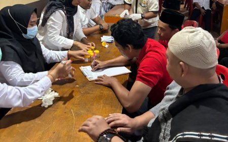 Perangi Narkoba, Lapas Kelas IIA Pekanbaru Lakukan Tes Urine Secara Berkala