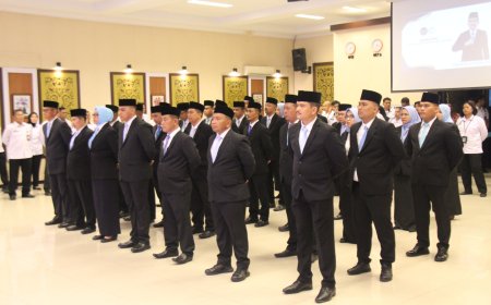Kakanwil Ditjenpas Riau Lantik dan Ambil Sumpah Jabatan Pejabat Baru di Lapas Pekanbaru dan Seluruh UPT Riau