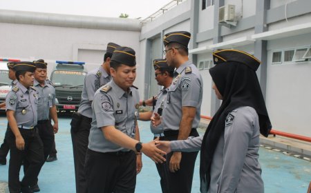 Kasubbag TU Pimpin dan Berikan Amanat Apel Pagi Lapas Narkotika Rumbai