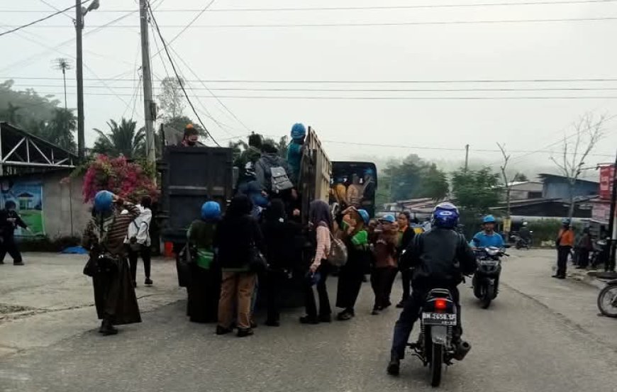 DPRD Siak Larang PT IKPP Perawang Gunakan Truk Terbuka untuk Angkut Karyawan Kontraktor