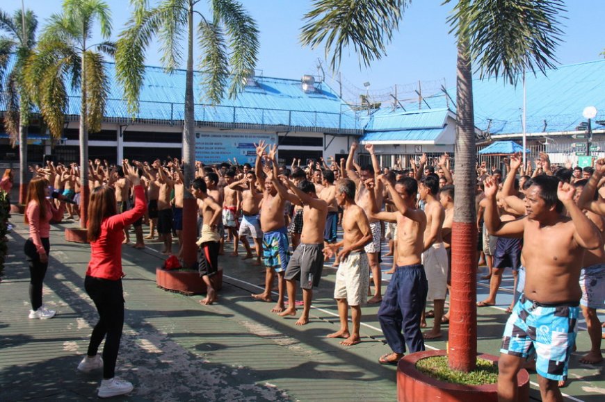 Lapas Kelas IIA Pekanbaru Gelar Senam Pagi Bagi Tingkatkan Kebugaran Warga Binaan