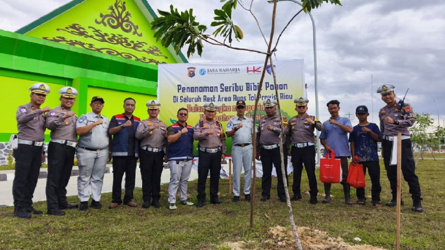 Polantas Menyapa: Warnai Hari Kelima Operasi Zebra 2025 di Tol Permai