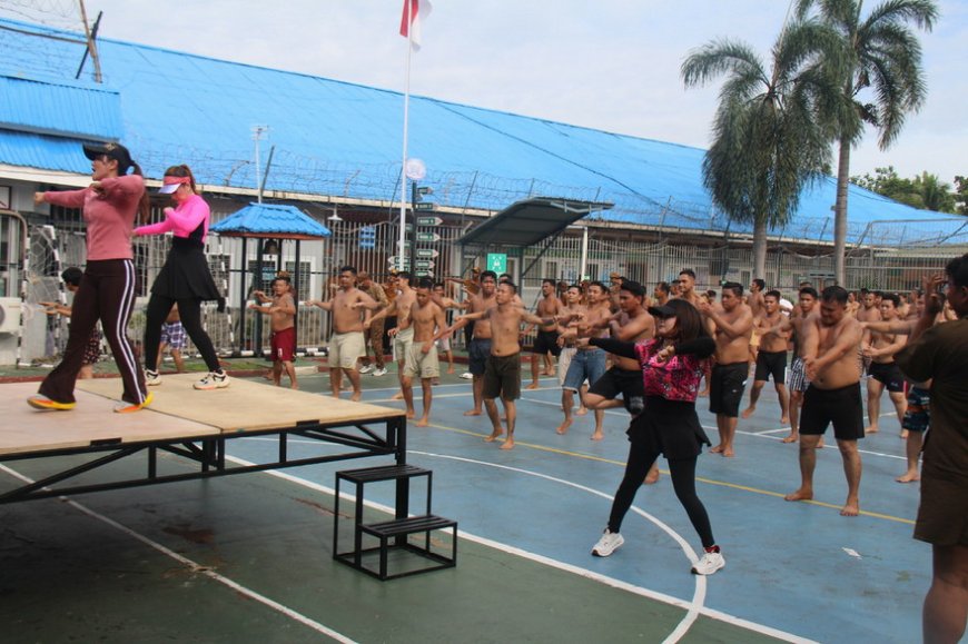 Lapas Kelas IIA Pekanbaru Gelar Senam Pagi Rutin untuk Tingkatkan Kebugaran Warga Binaan