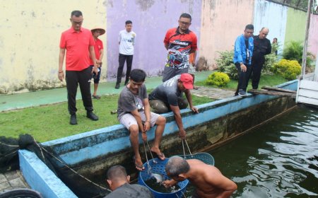 Lapas Kelas IIA Pekanbaru Panen Raya Ikan Patin 2 Ton, Hasil Budidaya Warga Binaan