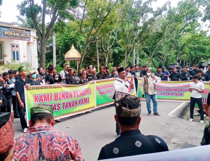 Pernyataan Sikap dan Tuntutan Masyarakat Adat Melayu Riau Kepada PT Agrinas